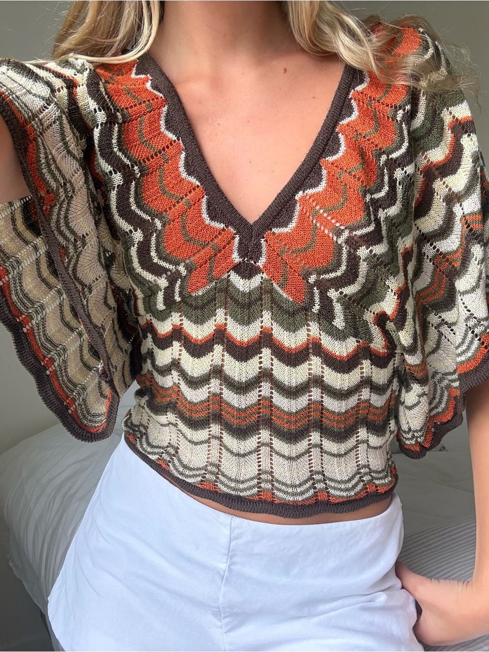 Vintage V-Neck Knit Sweater Top in Orange, Olive & Cream sinched